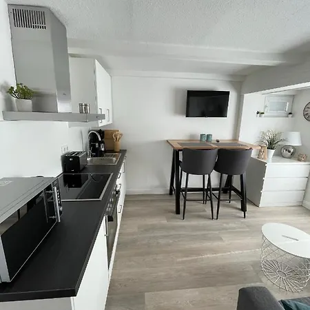 Juna Apartament *